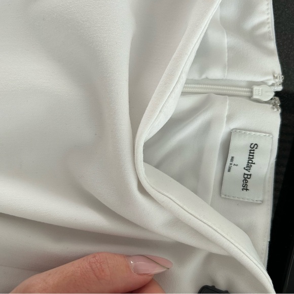 Sunday Best White Mini Skirt - Picture 3 of 3